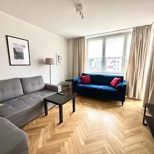 Ohmyhome - Platynowa , Warszawa Polska